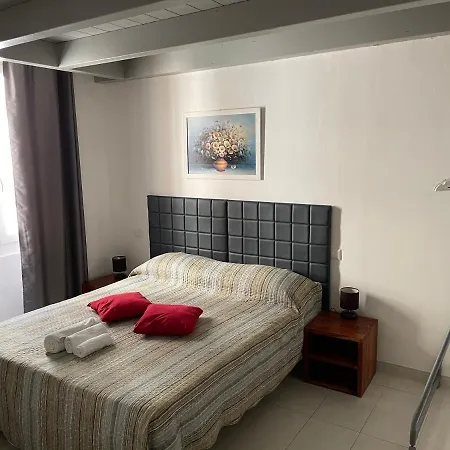 Saturno House Center Affittacamere Cagliari